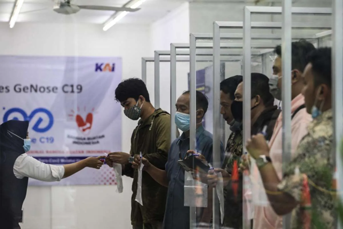 Catat, mulai hari ini (20/3) tarif GeNose di stasiun naik jadi Rp 30.000 