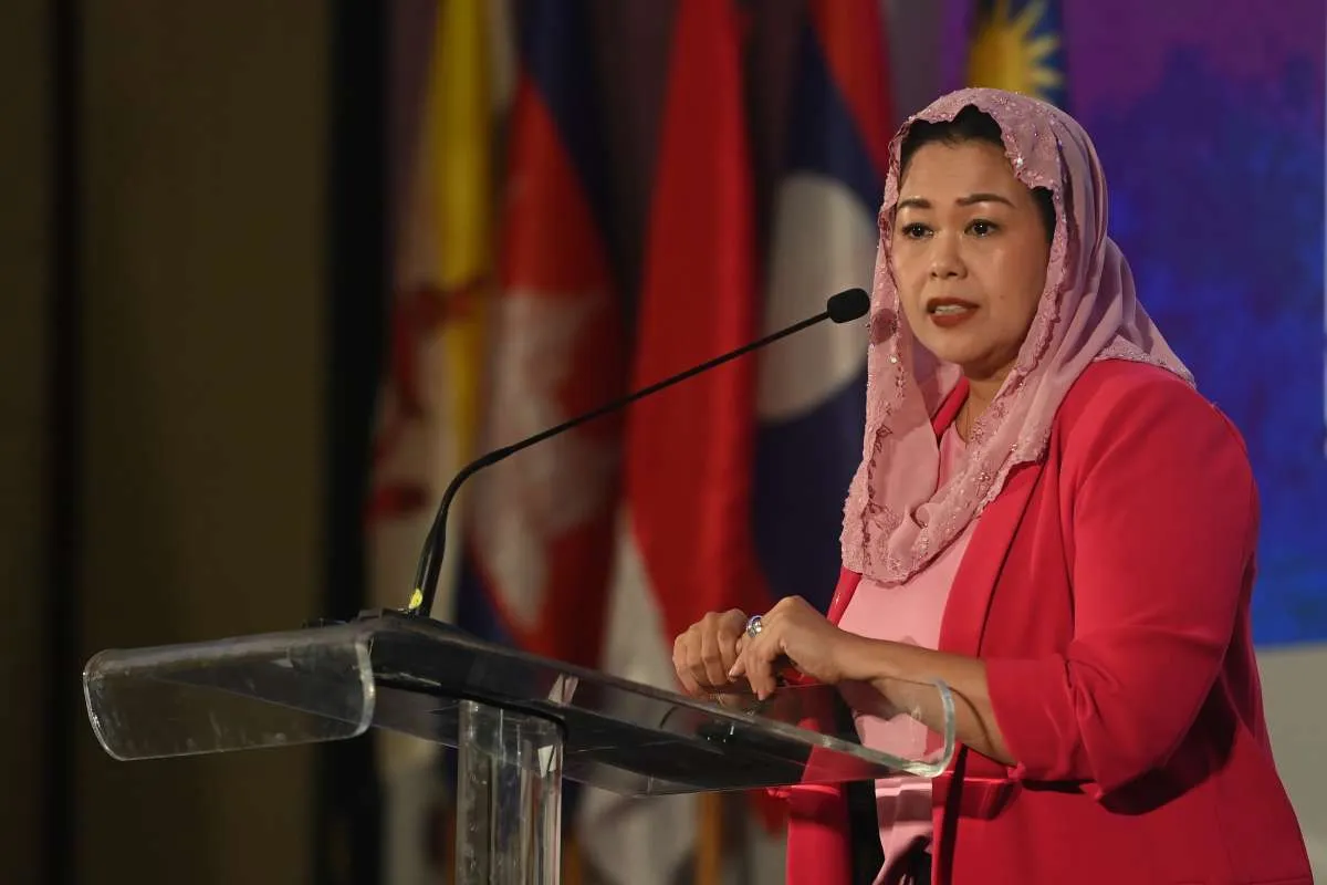 Yenny Wahid Siap Bersaing dengan Khofifah di Jawa Timur untuk Menangkan Ganjar