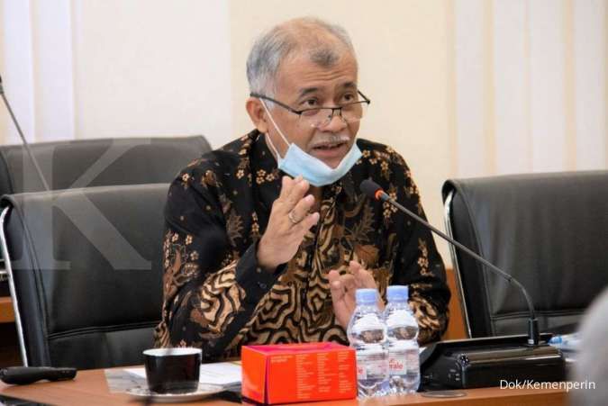 Kemenperin Akselerasi Pengembangan Kawasan Industri Halal<script async src=