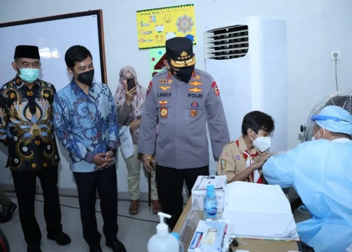 Kapolri Minta Forkopimda Maluku Lakukan Akselerasi Vaksinasi Kejar Target 70 %