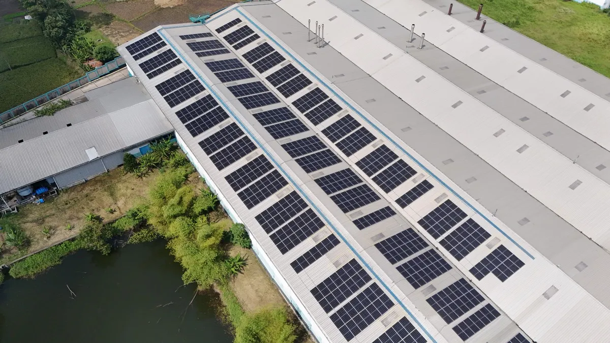 GODIVA dan ESI Resmikan Panel Surya, Dukung Transisi Energi Bersih Industri Tekstil