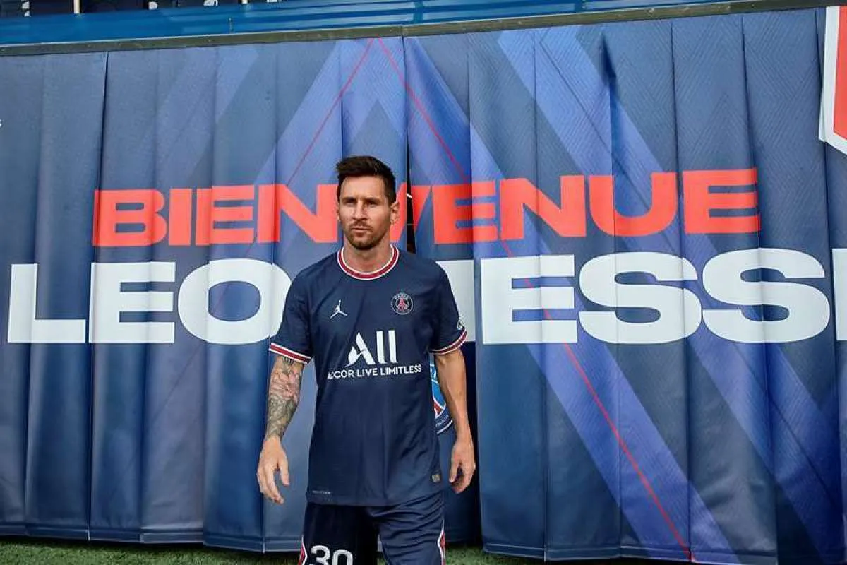 Lionel Messi teken kontrak dengan PSG, ada klausul istimewa soal Timnas Argentina