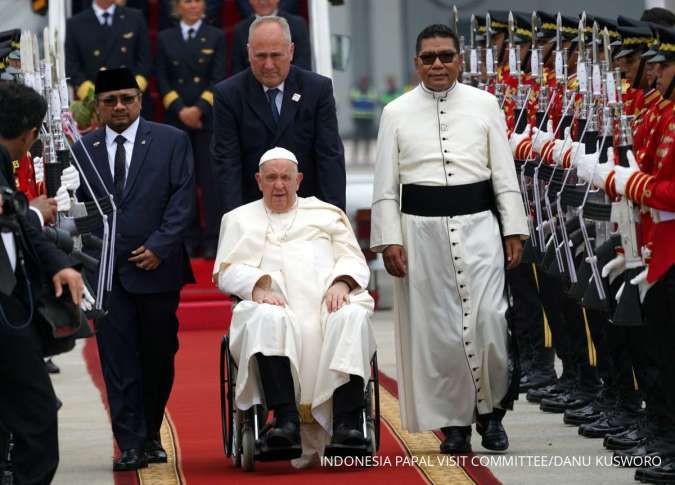 Paus Fransiskus Tiba di Indonesia, Langsung Menuju ke Kedutaan Besar Vatikan