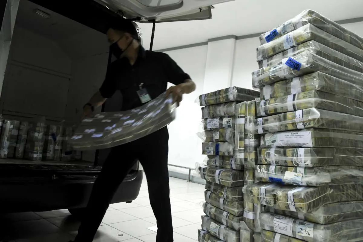 Pemerintah menjual SUN total Rp 270,03 triliun ke Bank Indonesia untuk burden sharing