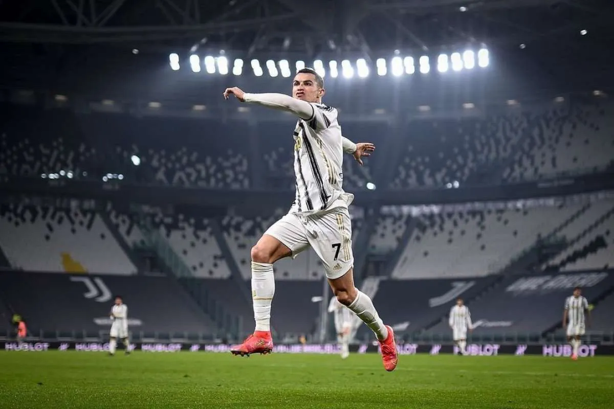 Cristiano Ronaldo sudah kembali ke Juventus, meski masa depan belum jelas