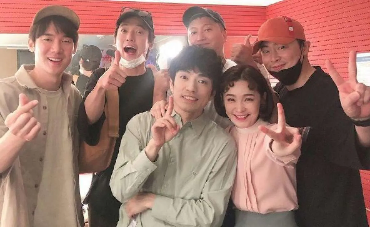 Aktor-aktor drakor Hospital Playlist, ramai dukung film Steel Rain 2 Yoo Yeon Seok