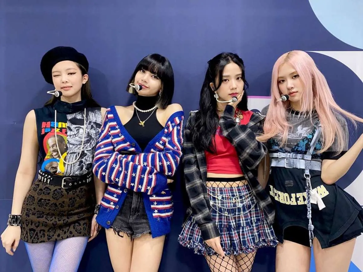 BLACKPINK tunda konser online di YouTube, rilis teaser poster dan jadwal terbaru