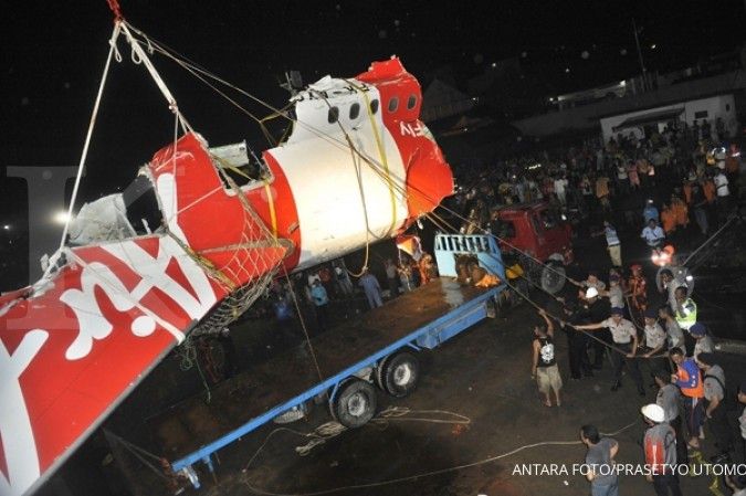 Kemhub tak akan hentikan pencarian korban AirAsia