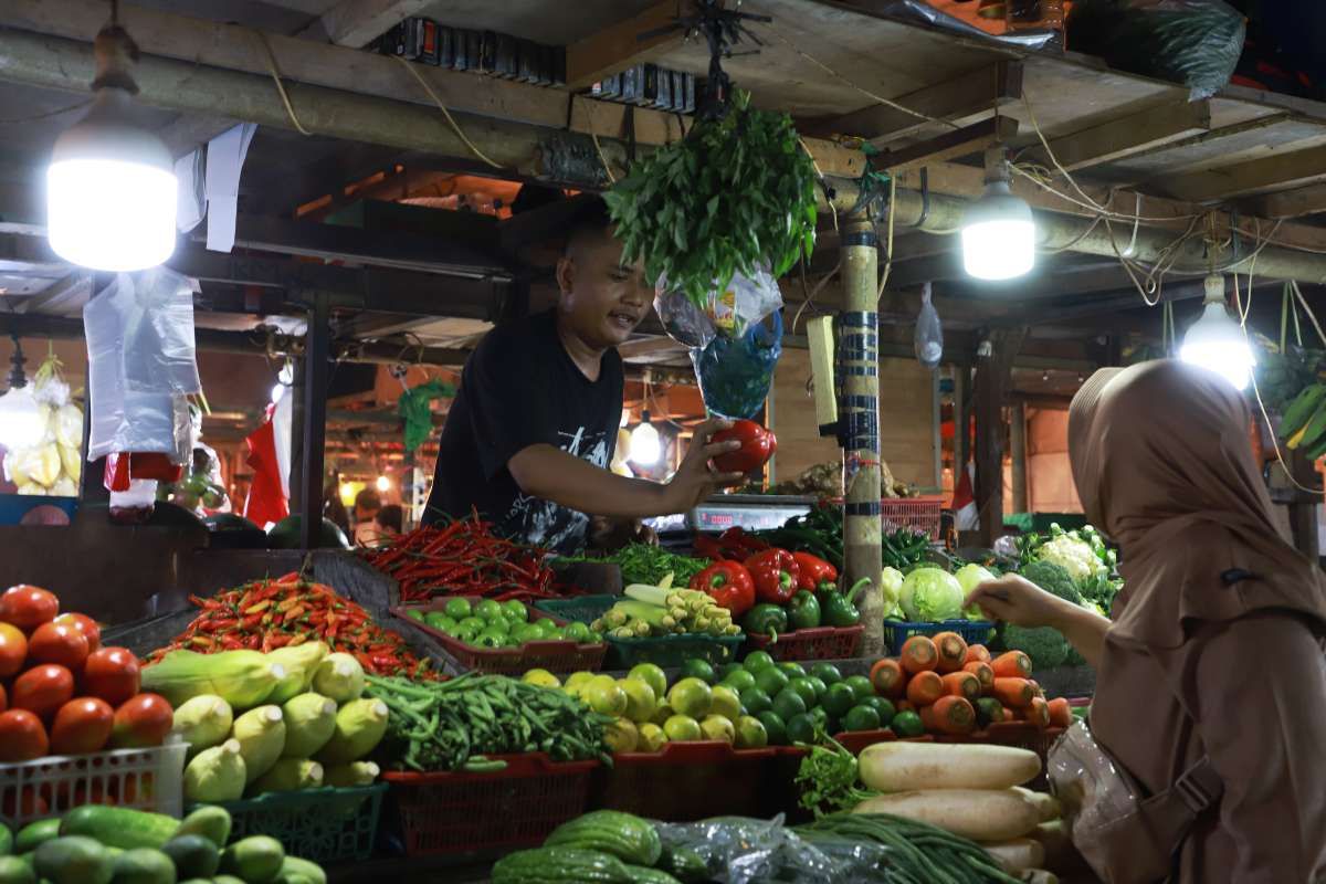 Harga Beras, Minyak Goreng Naik, Daging Turun