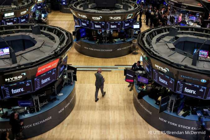 Wall Street Anjlok Dipicu Kekhawatiran Tarif Trump, S&P 500 Mendekati Wilayah Bearish