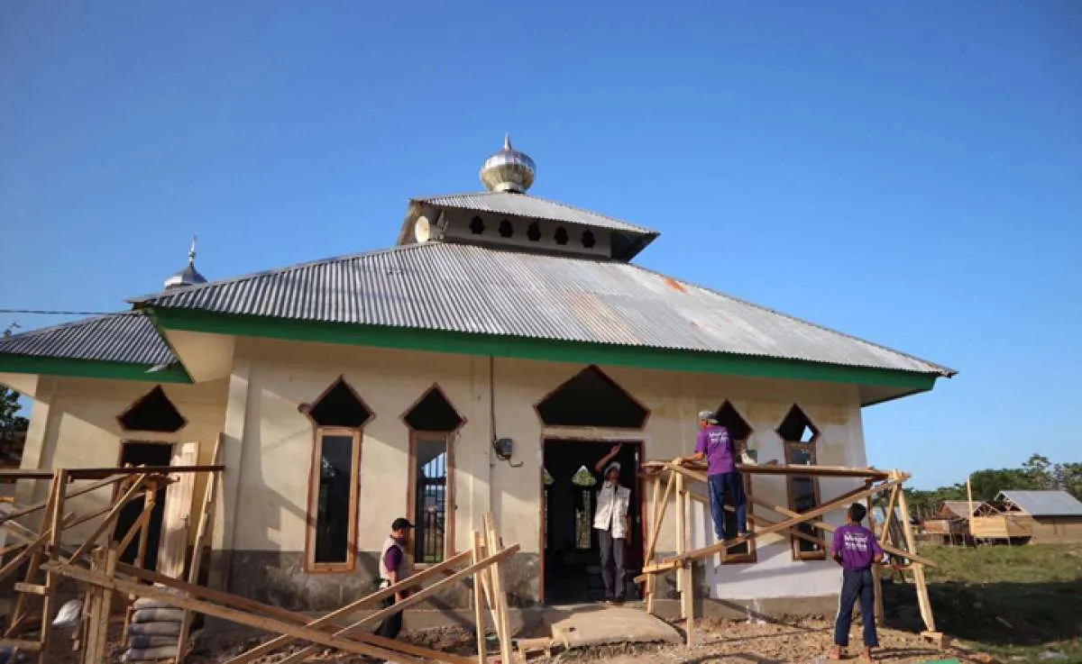 Bank Muamalat bersama BMM renovasi masjid untuk korban bencana di Sulawesi
