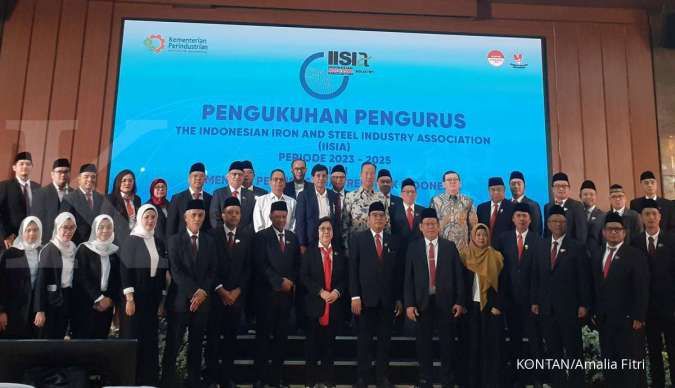 Kemenperin Resmi Mengukuhkan Pengurus IISIA Periode 2023-2025