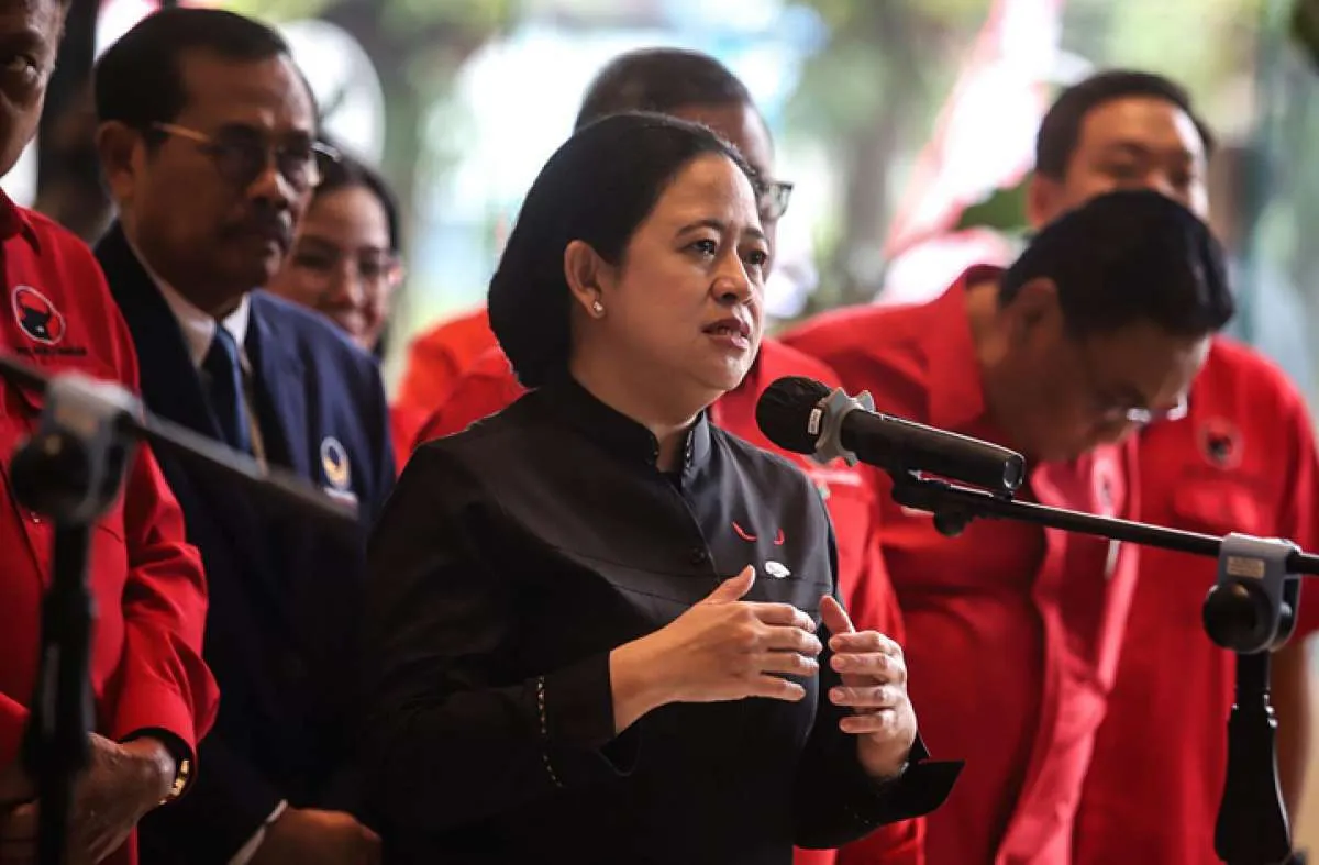 Besan Wafat, Megawati dan Petinggi Parpol Takziah di Pemakaman Ayah Happy Hapsoro