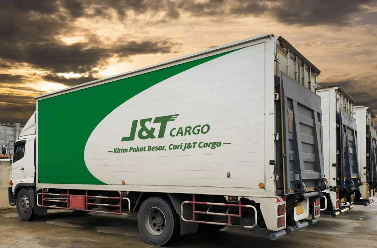 Dua Tahun Berdiri, J&T Cargo Miliki 2500 Armada