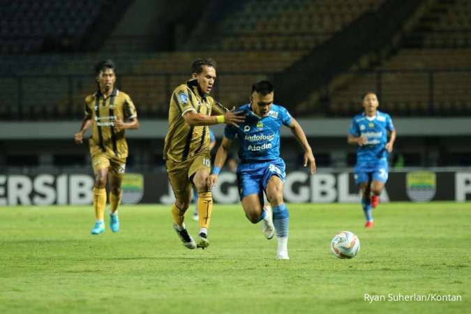Foto: Persib Bandung Ditahan Seri 2-2 Oleh Dewa United