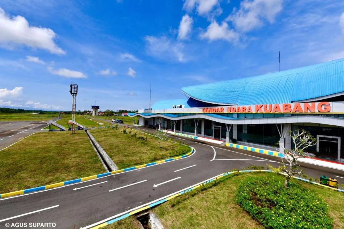 Resmikan terminal penumpang, Jokowi berharap Bandara Kuabang picu sentra ekonomi baru