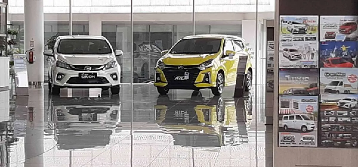 Simak perubahan harga mobil baru murah Rp 100 jutaan per Maret 2021