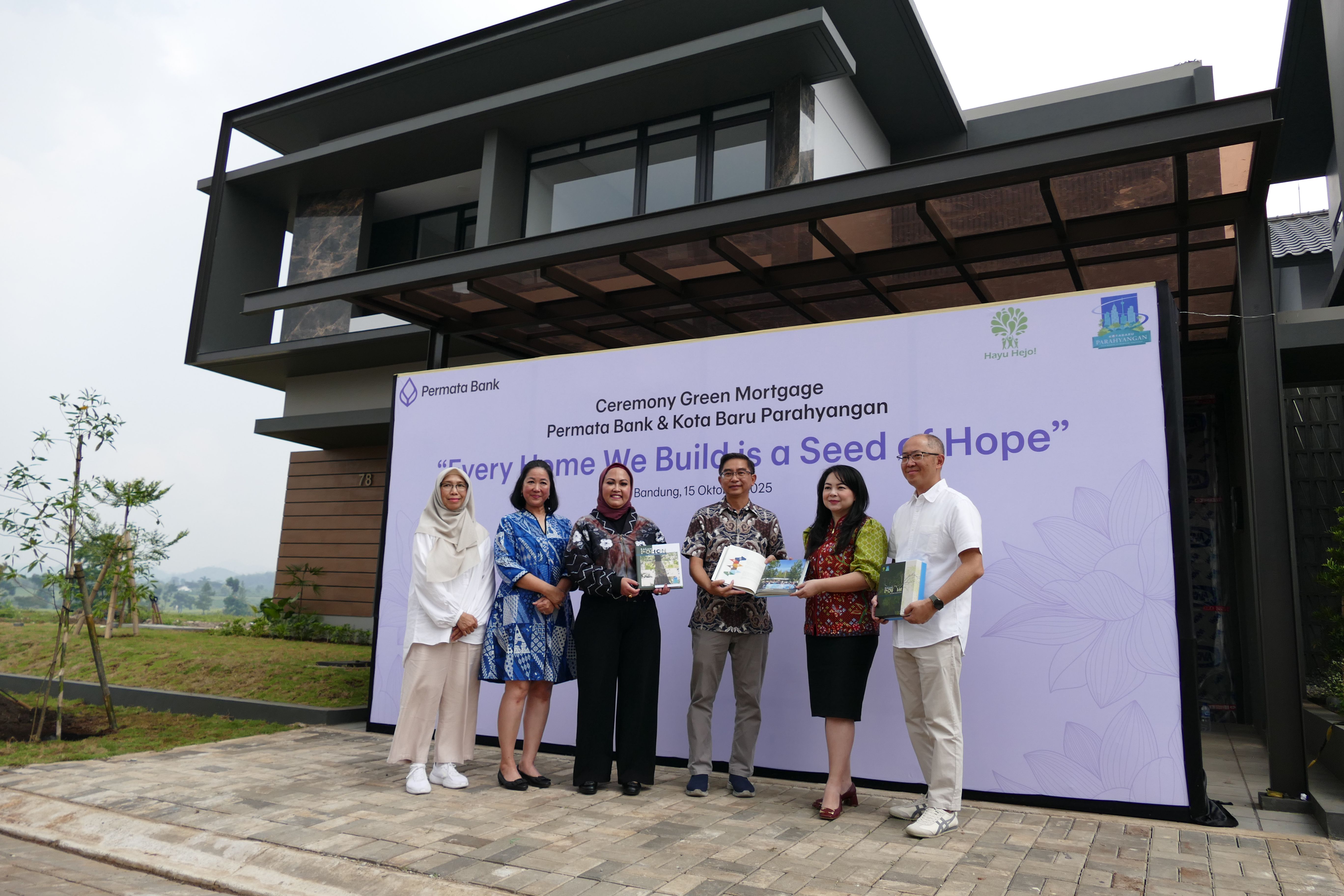 Kontan - Permata Bank Green Mortgage Ceremony