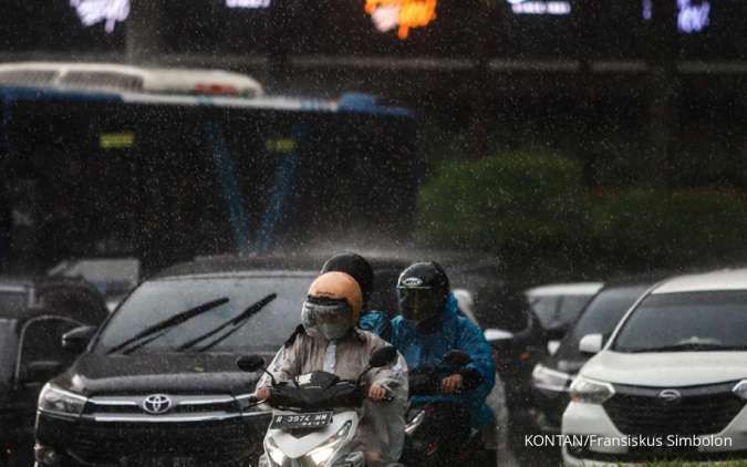 Cuaca Besok Mayoritas Wilayah di Banten Kompak Diguyur Hujan
