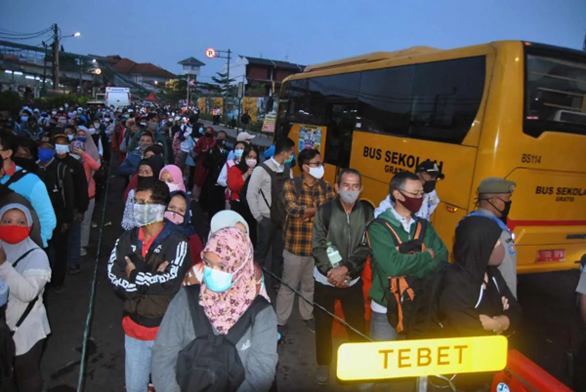 Besok Senin (20/7), BPTJ menambah armada bus gratis di stasiun-stasiun ini