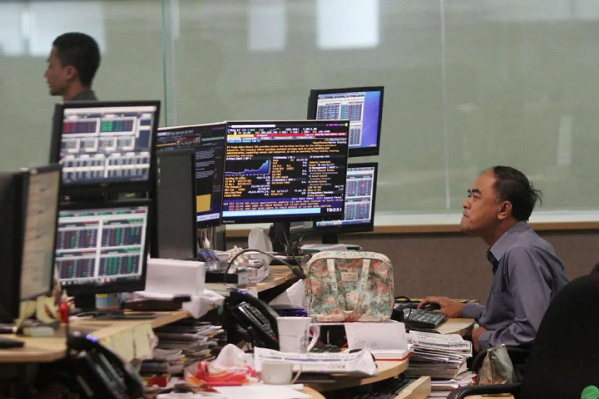IHSG naik tipis meski ada net sell Rp 437 miliar di akhir perdagangan sesi I