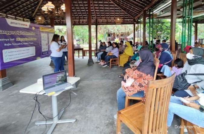 Amartha Digitalisasi Desa lewat Program Kemitraan Agen AmarthaOne di Jawa Tengah