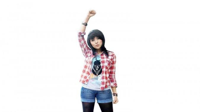 Chua Kotak: Jual topi dan tas serba 24