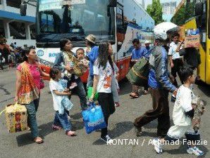 Transportasi darat masih jadi favorit liburan akhir tahun