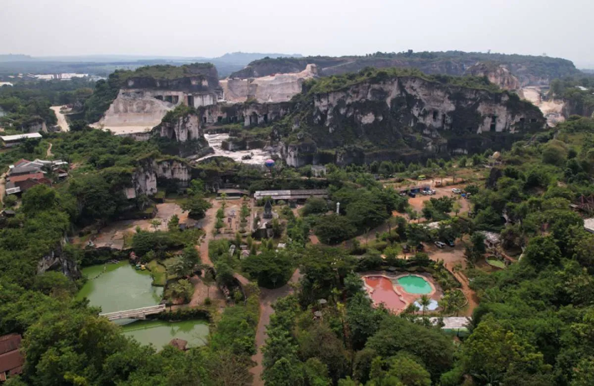Hujan Lebat Guyur Kota Batu, Simak Ramalan Lengkap Cuaca Besok di Jawa Timur