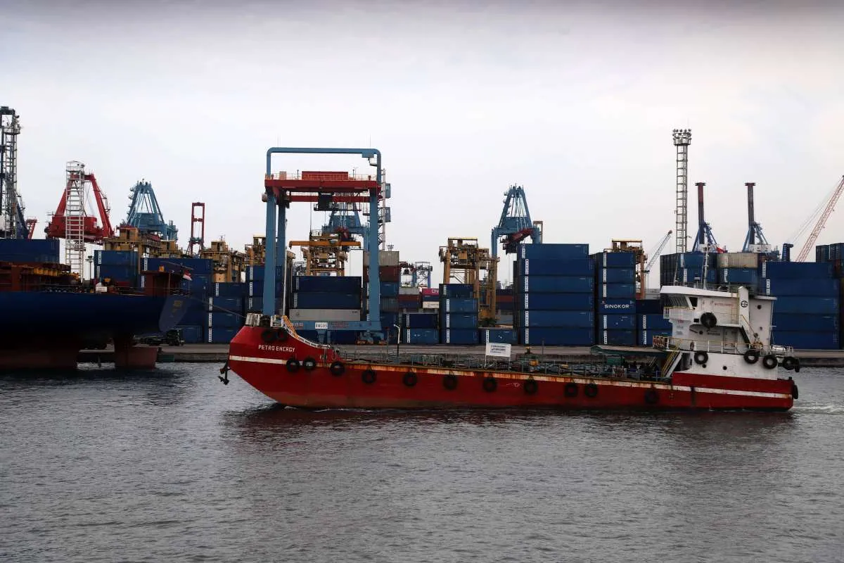 Lagi-Lagi Trump, Waspada Surplus Neraca Perdagangan Indonesia akan Berakhir Tahun Ini