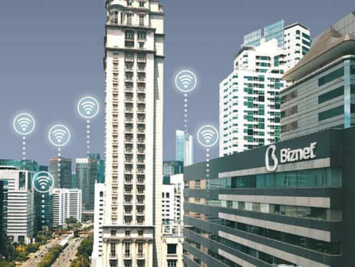 Bentangan Cuan dari Internet Jalur Kabel Optik