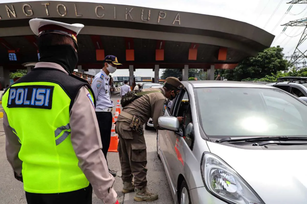 Pengendara wajib bawa SKM, Polri bangun ribuan pos pengawasan selama Nataru