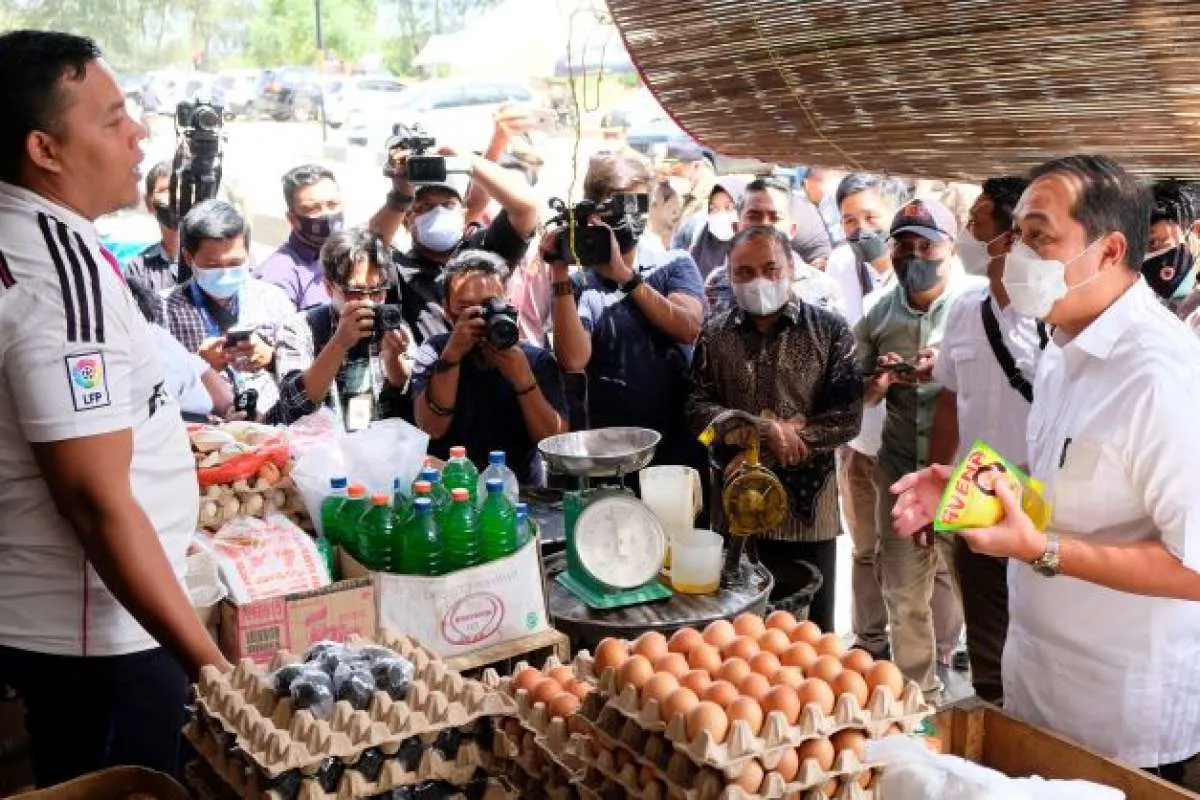 Harga Minyak Goreng Mahal, Serikat Pekerja Desak Jokowi Copot Mendag Lutfi