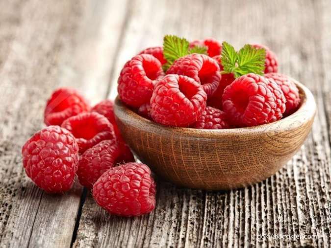 Raspberry berguna sebagai buah penurun kolesterol.