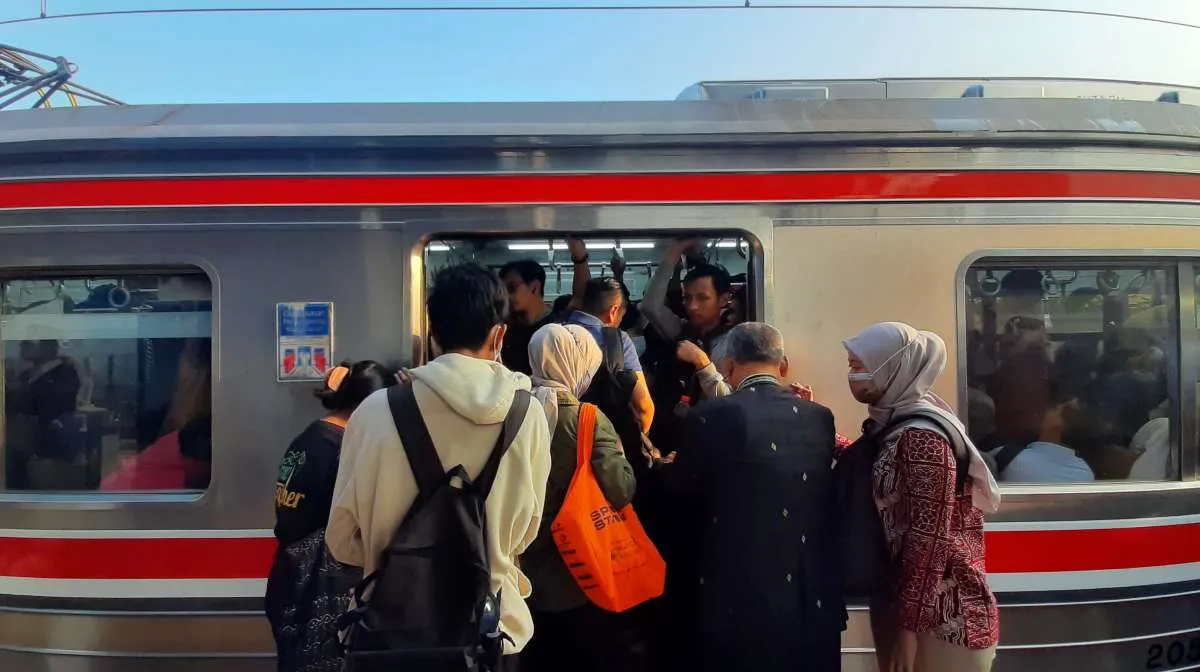 Jadwal KRL Jabodetabek Hari Ini Terbaru Kamis (21/11/2024) Sudah Tahu?