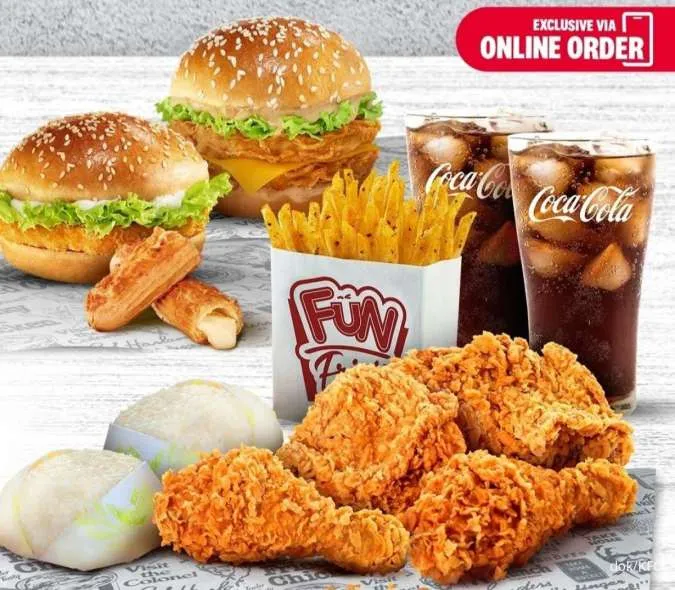 Promo KFC Terbaru 2024, Paket KFC Click Combo Isi Burger, Ayam, Cola Mulai Rp 30.000