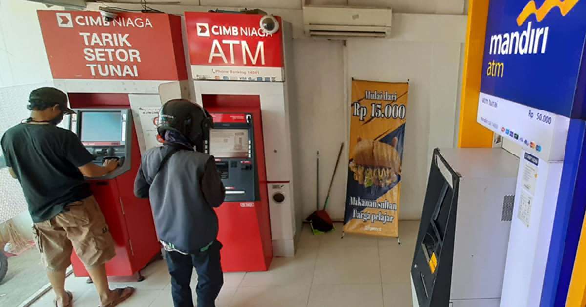 Pertumbuhan nilai transaksi non tunai ikut turun di masa pandemi