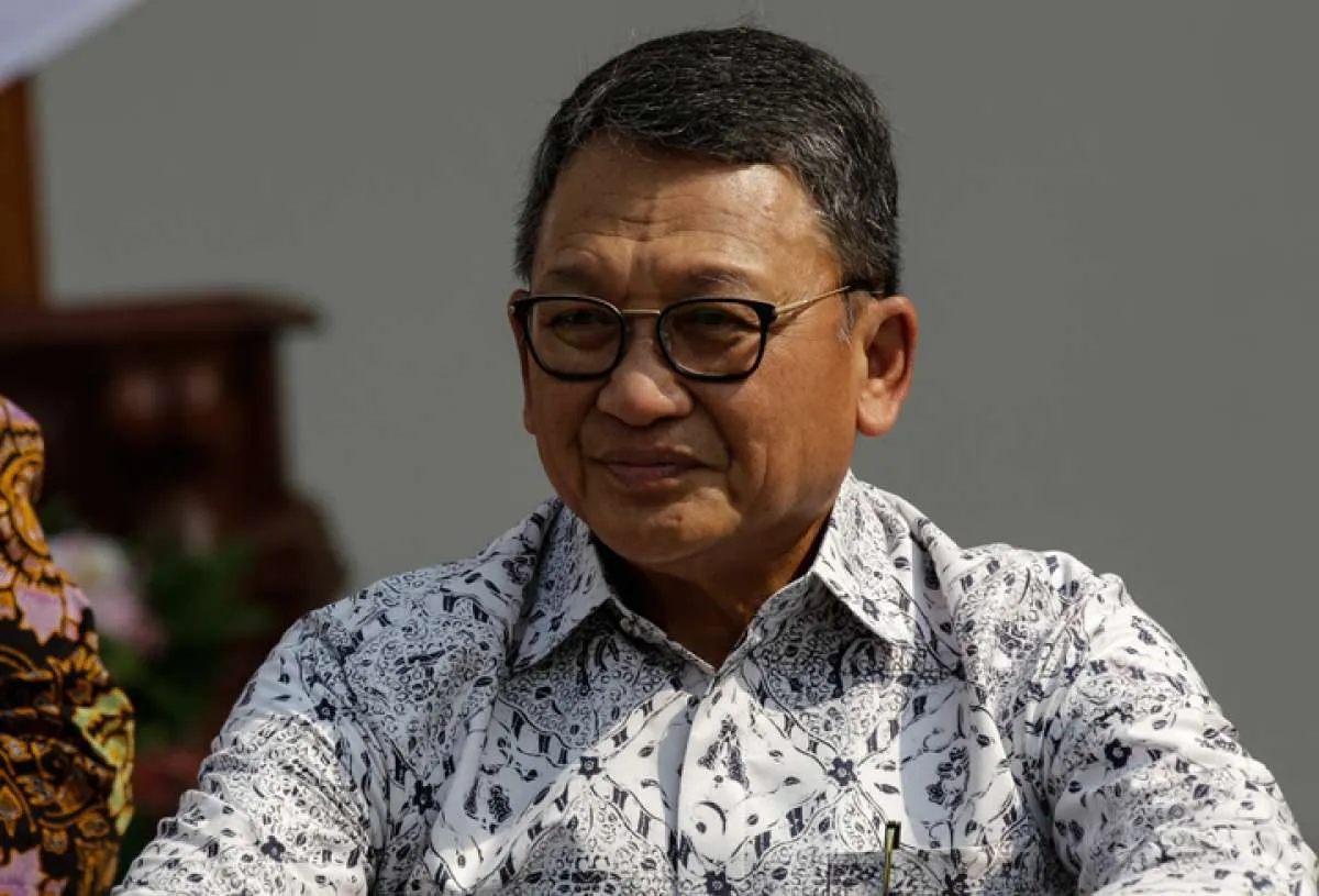 Jokowi tugaskan Menteri ESDM Arifin Tasrif cari penyebab harga gas industri tinggi