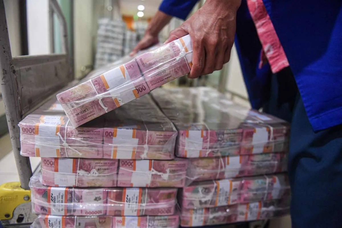 Rupiah Anjlok ke Level Terendah dalam Empat Tahun, BI Lakukan Intervensi