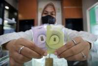 Emas Dunia Anjlok, Harga Lokal Kok Tetap Tinggi? Ini Biang Keroknya