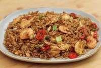Resep Nasi Goreng Seafood Jumbo Khas Solaria Isi Udang dan Baso Ikan