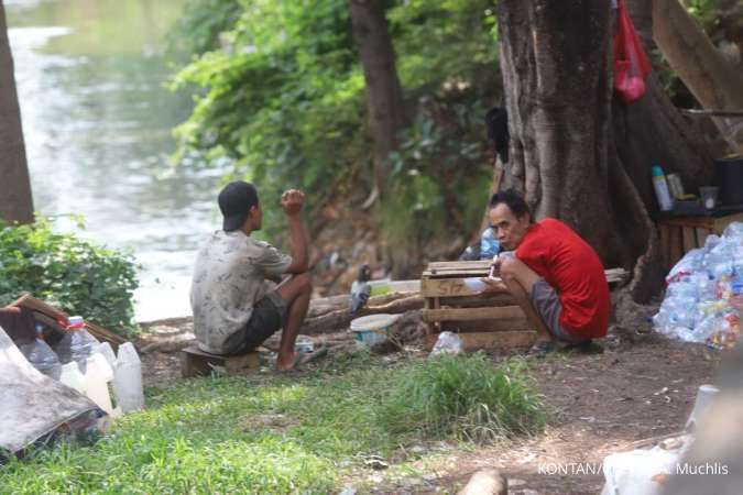 World Bank: 64,2% Penduduk Indonesia Rentan Miskin, Manufaktur Jadi Kunci