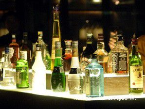 Bea Cukai Tangkap Kontainer Berisi Minuman Beralkohol