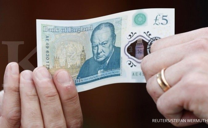 Uang poundsterling dari plastik resmi diluncurkan