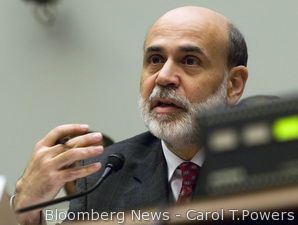 Bernanke : Fed Mungkin Akan Menaikkan Diskonto