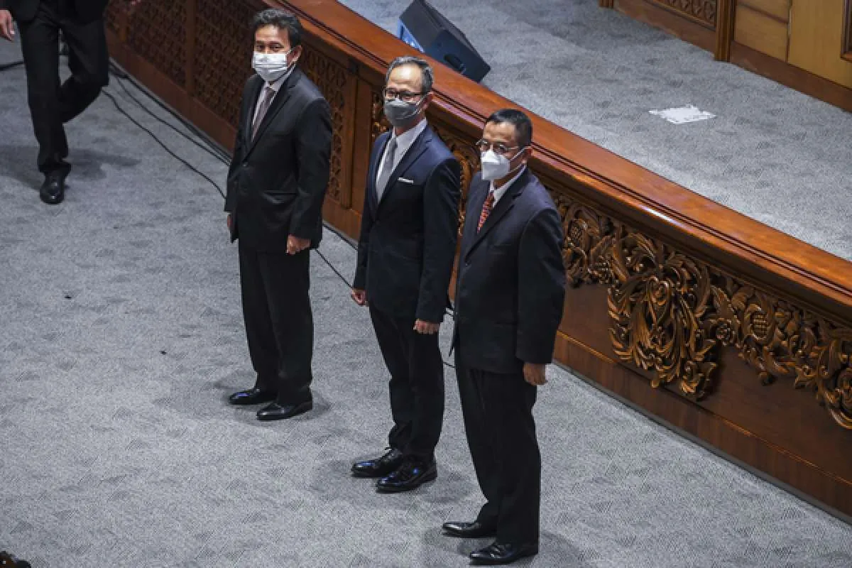 Segera Dilantik Jadi Wakil Ketua OJK, Mirza Adityaswara Mengundurkan Diri dari OVO