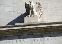 The Fed Tahan Suku Bunga di 3,75%–4%, Sinyal Kenaikan Masih Terbuka