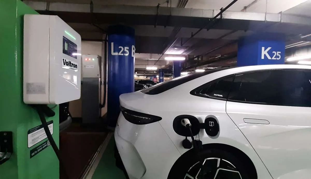 Penjualan Mobil BBM Bakal Dihentikan pada 2045, Begini Respons Produsen Otomotif