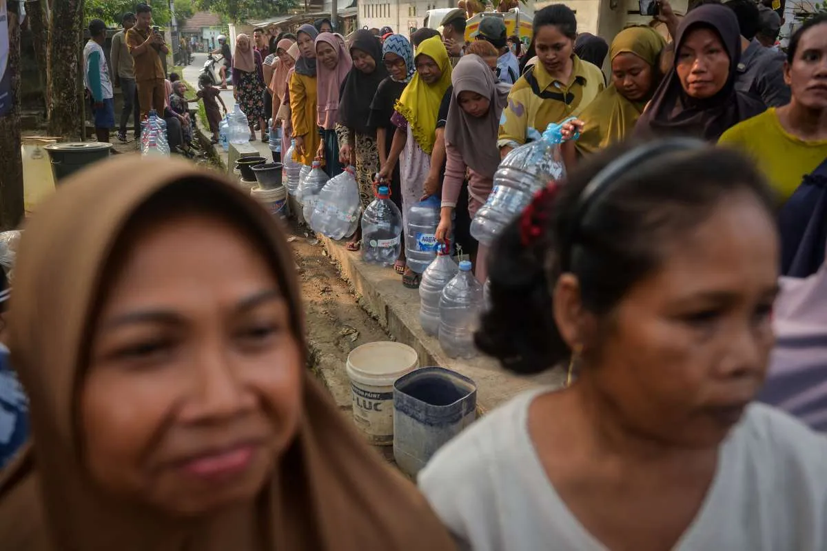 Karhutla Melanda Sulsel dan Jateng, BNPB Salurkan Bantuan Air Bersih di Banyumas
