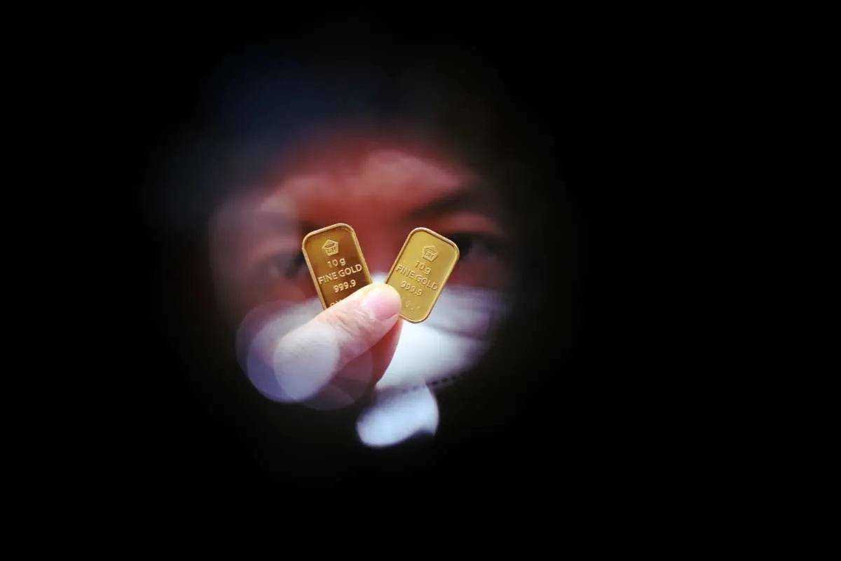 Harga Emas Antam: Cek Pergerakan Terbaru Sore Ini, Naik atau Turun?